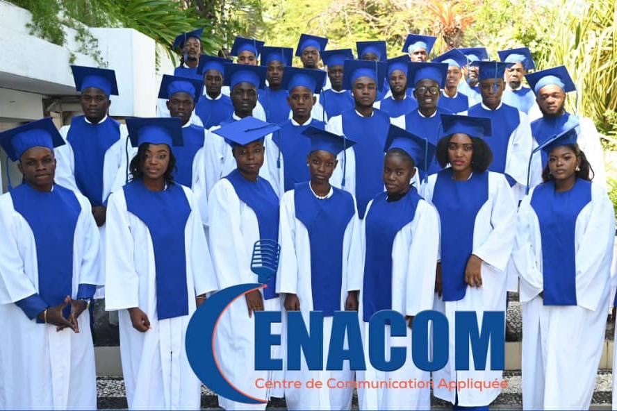 CENACOM : 30 nouveaux diplômés pour redynamiser le journalisme haïtien