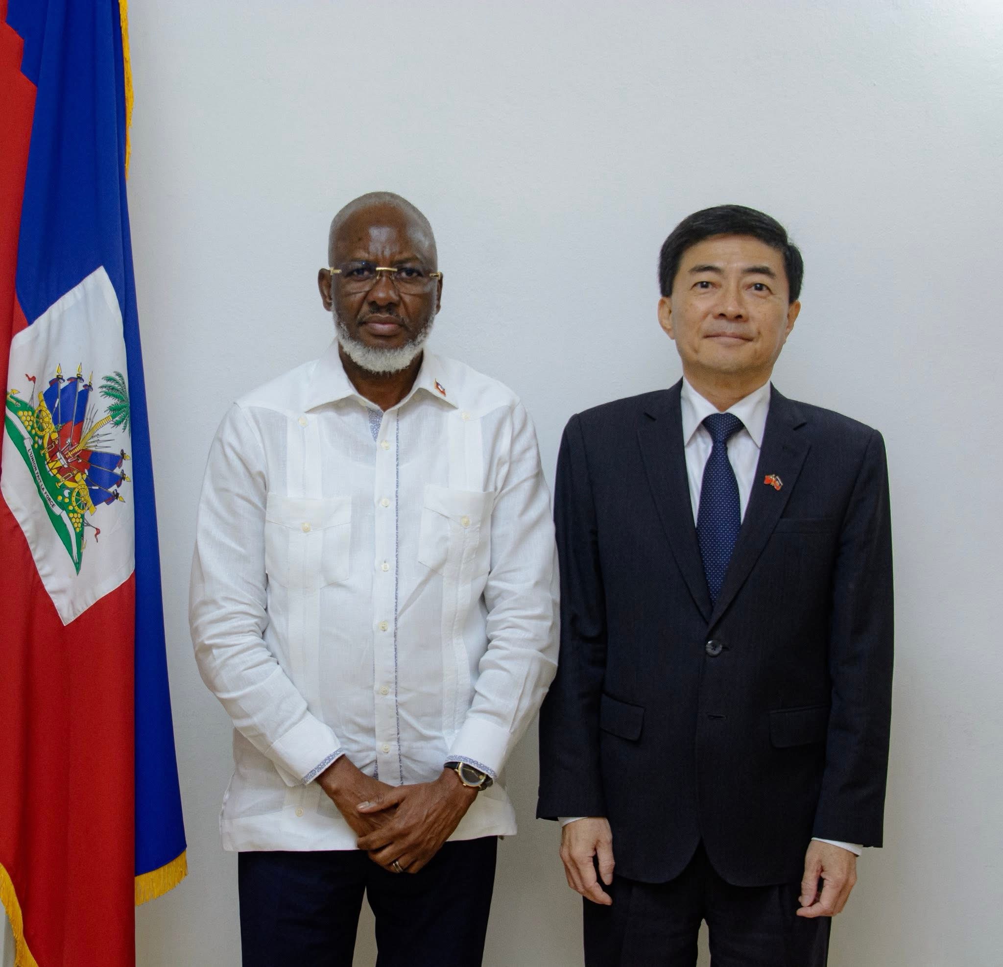 Emmanuel Vertilaire rencontre l’ambassadeur taïwanais Cheng-Hao Hu