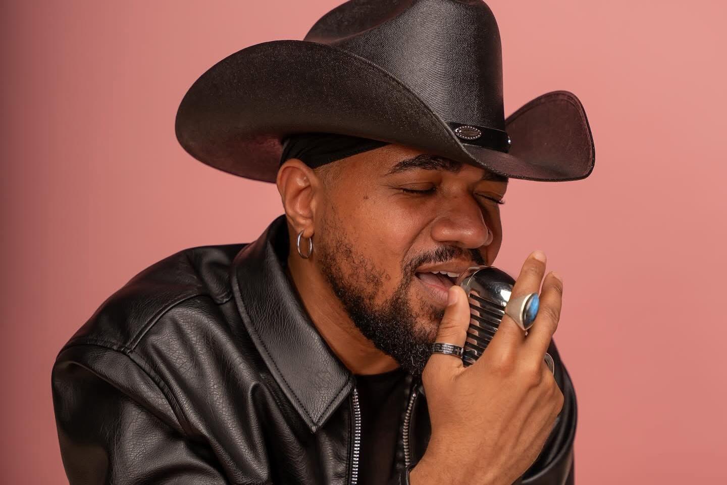 « Toro Rodeo » : Charlin Bato signe son retour avec son premier album