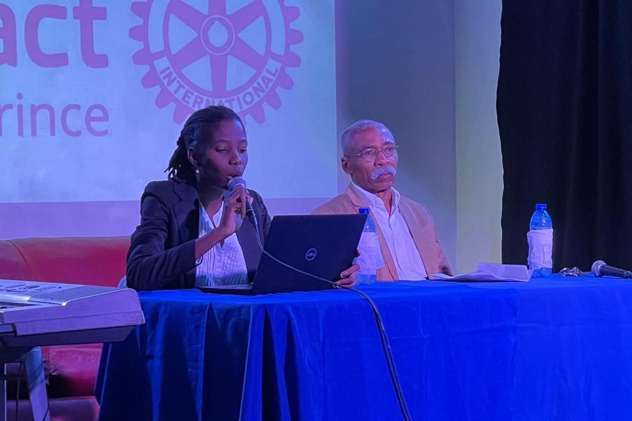 Rotaract Club de Port-au-Prince sensibilise les jeunes à travers le forum Lajenès an aksyon