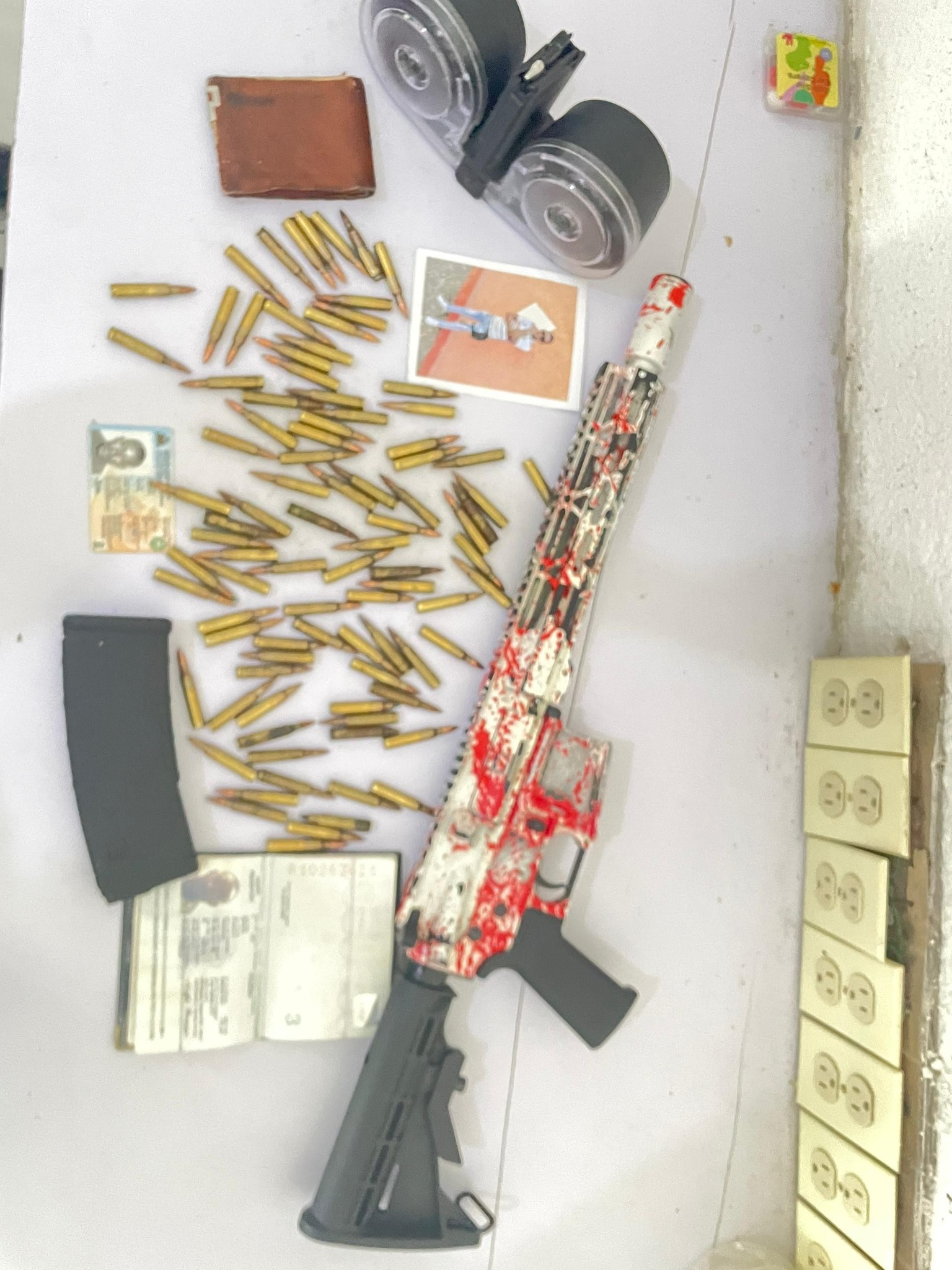 Saisie d’armes et de documents lors d’une opération policière à Plaine du Nord