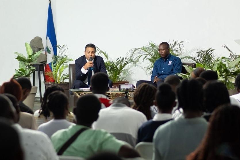 Jerry Tardieu estime utopique de prévoir dix gouverneurs départementaux autonomes et rééligibles indéfiniment