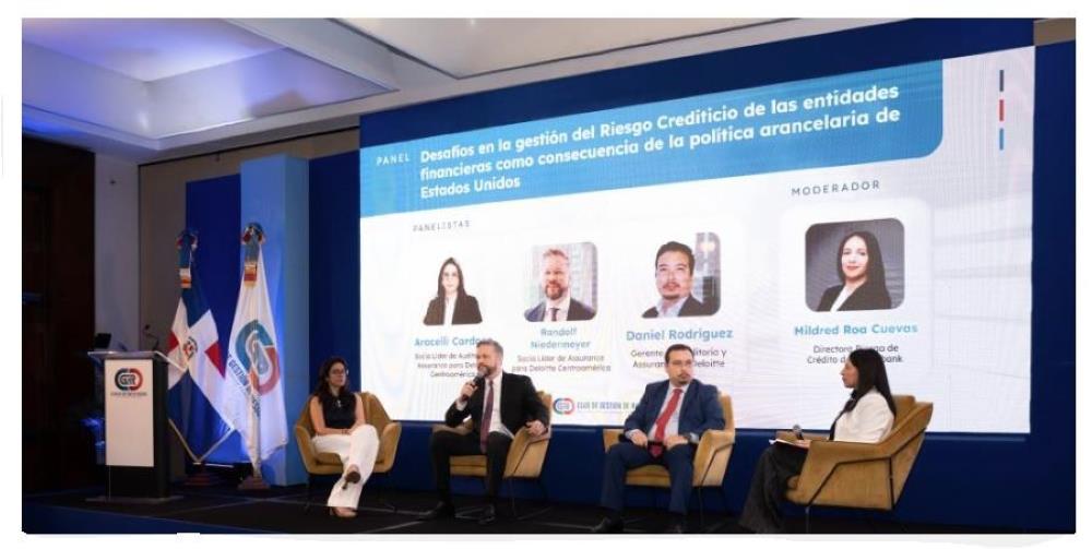 Des experts dominicains débattent de l'impact de la politique tarifaire américaine sur la République dominicaine