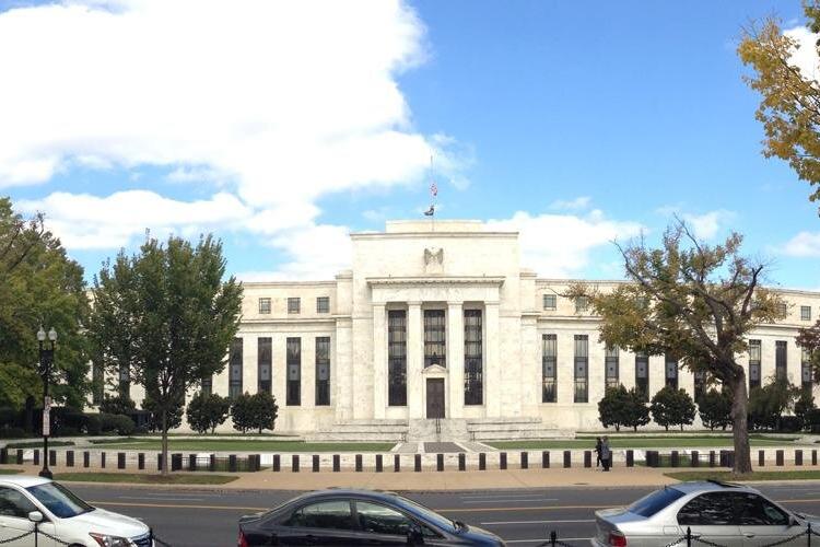 Fed: les bons du Trésor américain à 30 ans bondissent après les nouvelles menaces de Trump