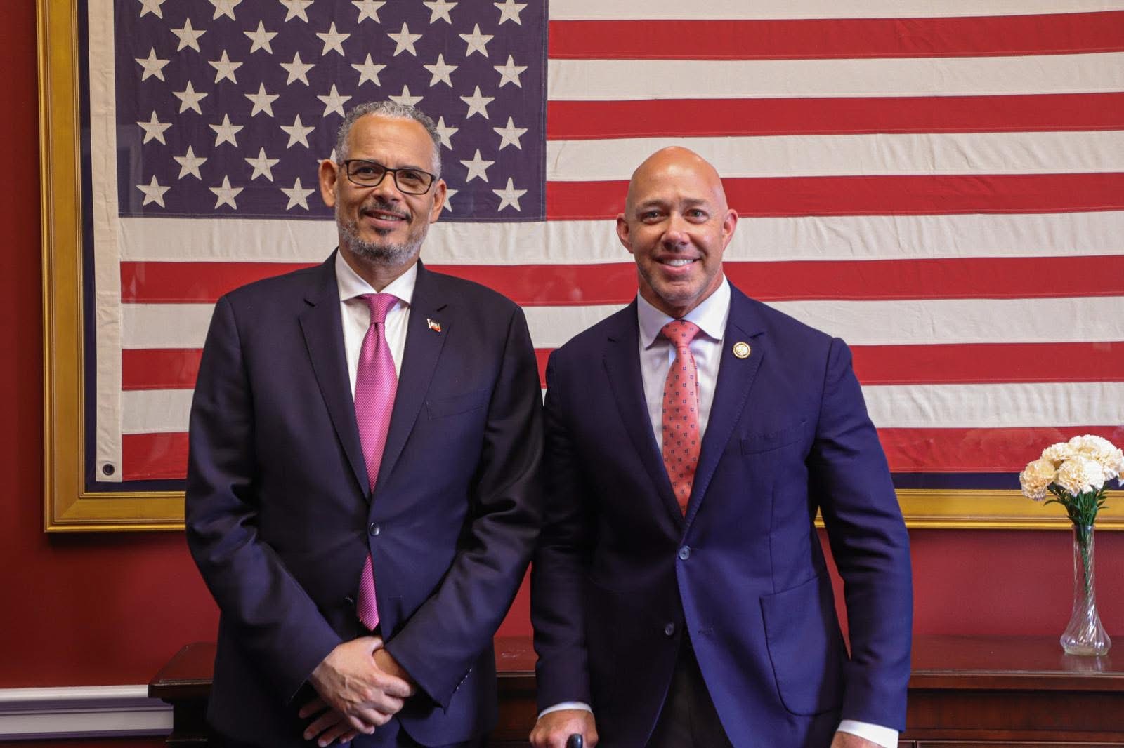 Didier Fils-Aimé rencontre des parlementaires américains à Washington