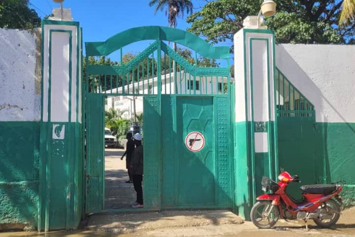 Dossier drogue : membres du personnel médical arrêtés, hôpital paralysé à Port-de-Paix