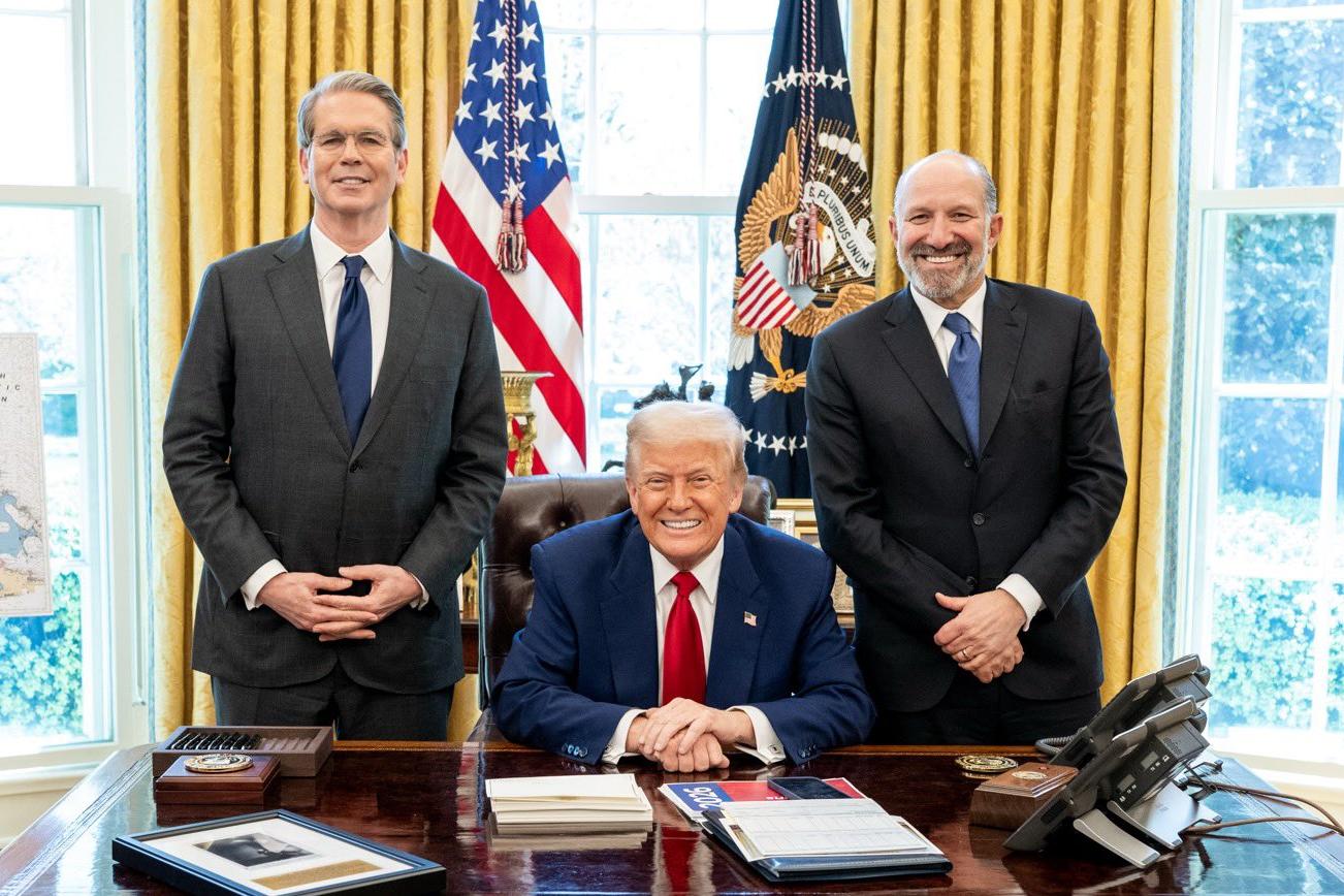 Dernières heures de négociations avant l'entrée en vigueur des droits de douane de Trump