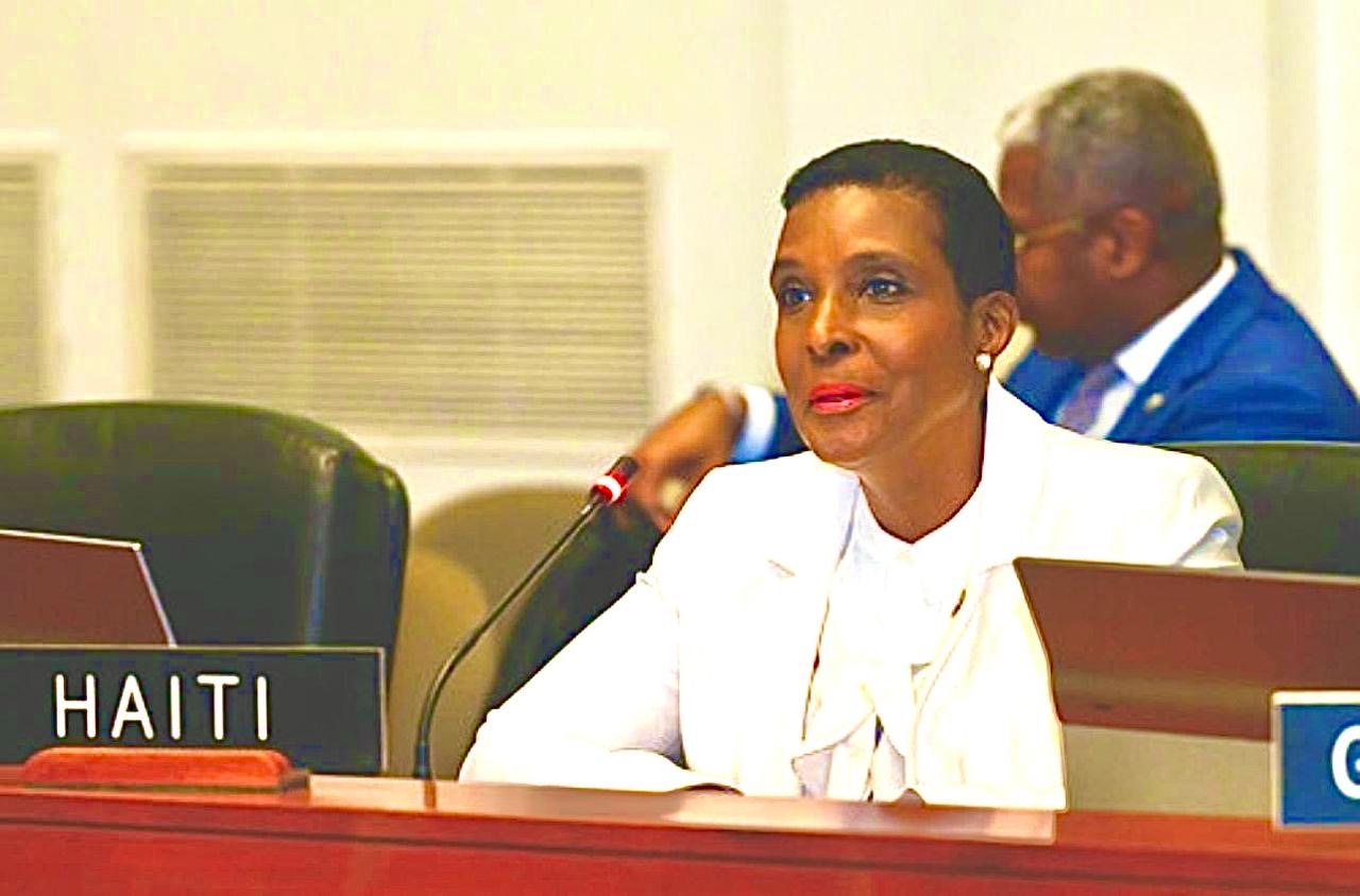 Feuille de route de l’OEA sur Haïti : l’ambassadrice Myrtha Désulmé évoque les priorités du pays