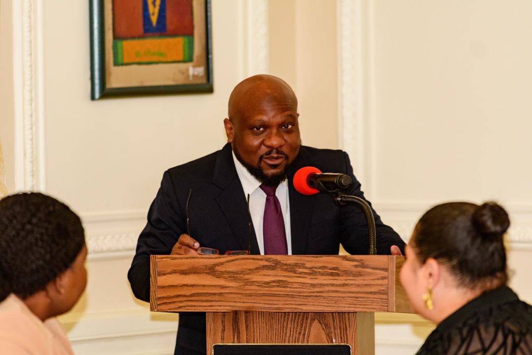 Accusé d’être entré « frauduleusement » sur le territoire dominicain, le conseiller présidentiel Smith Augustin interpellé par les autorités dominicaines