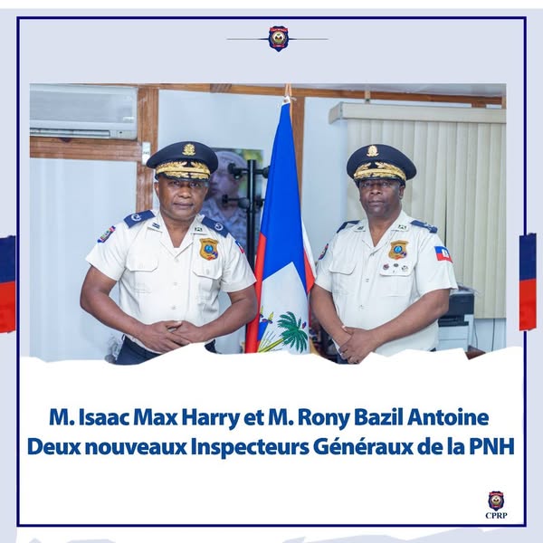 La PNH remet des insignes à deux nouveaux Inspecteurs généraux