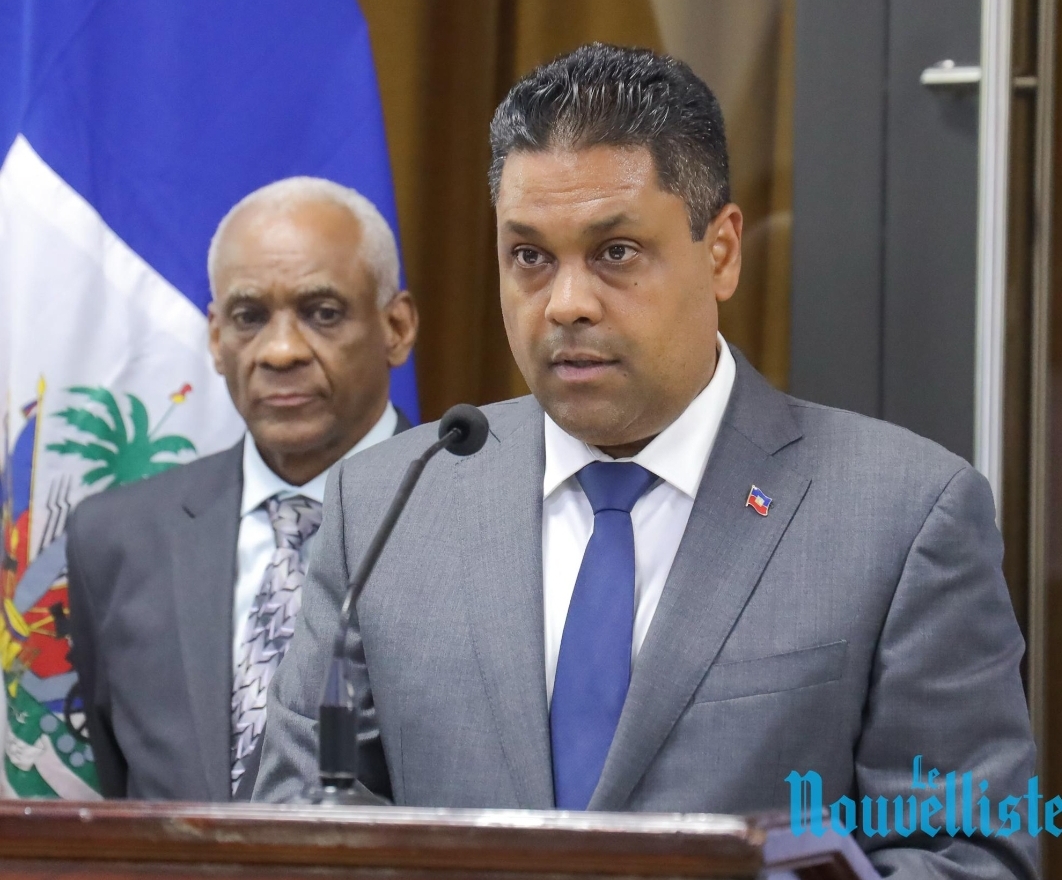 Discours de Laurent Saint-Cyr à l’occasion de l’installation de Vladimir Paraison comme chef de la PNH