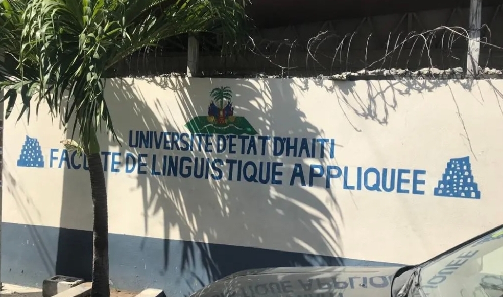 La Faculté de linguistique appliquée récupère ses locaux, les travaux en attente