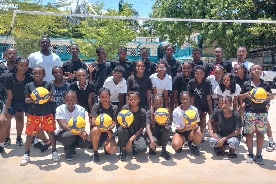 Gonaïves : un camp d’été pour relancer le volley-ball