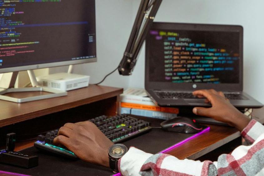 IA : Les codeurs sont-ils en train de créer leur remplaçant ?