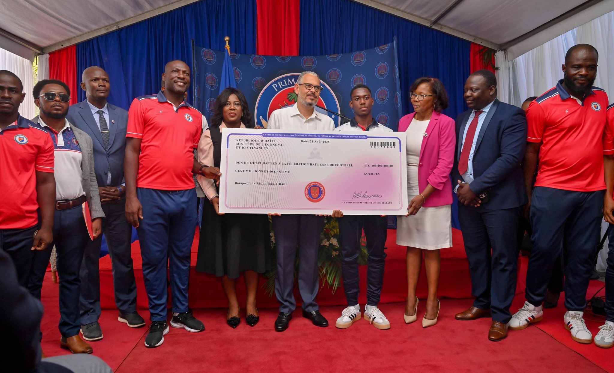 Football : L'État haïtien met 100 millions de gourdes à la disposition de la sélection nationale U-17