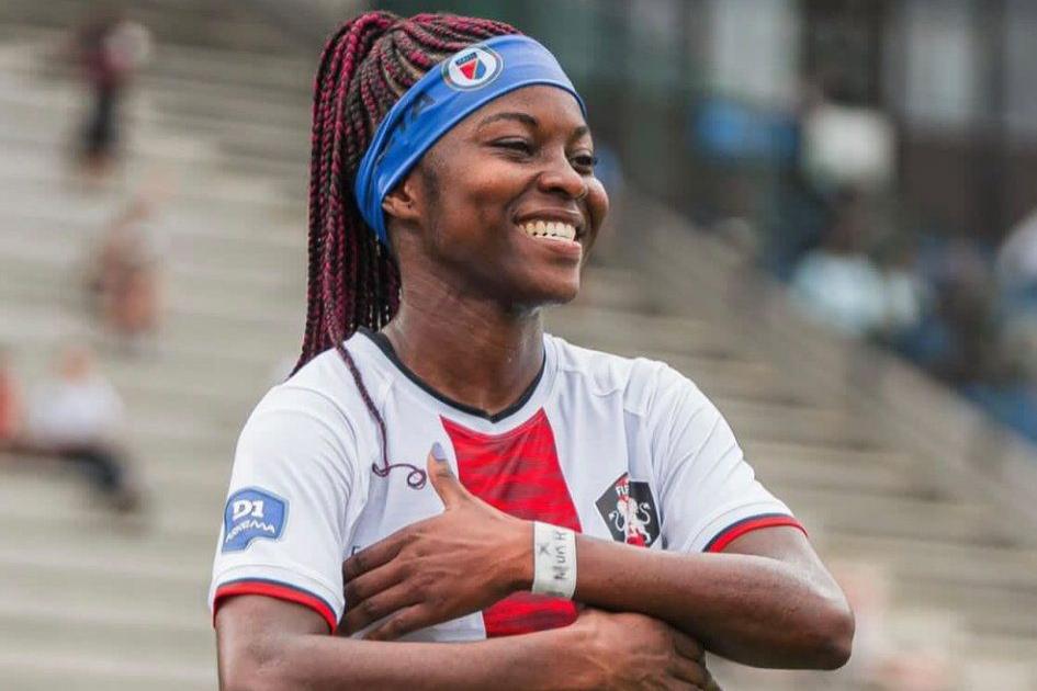 Batcheba Louis quitte la France et file en Angleterre