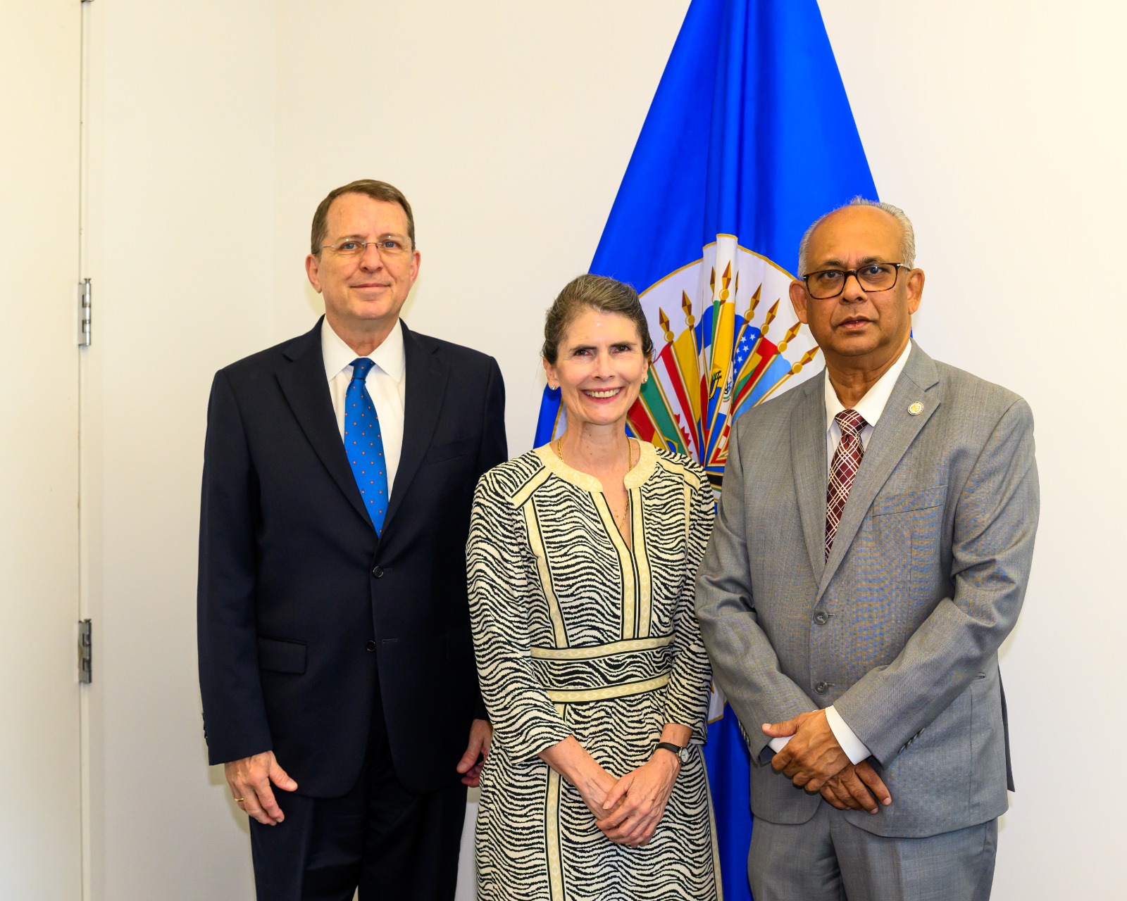 Albert Ramdin rencontre des groupes de réflexions et les responsables de la PADF
