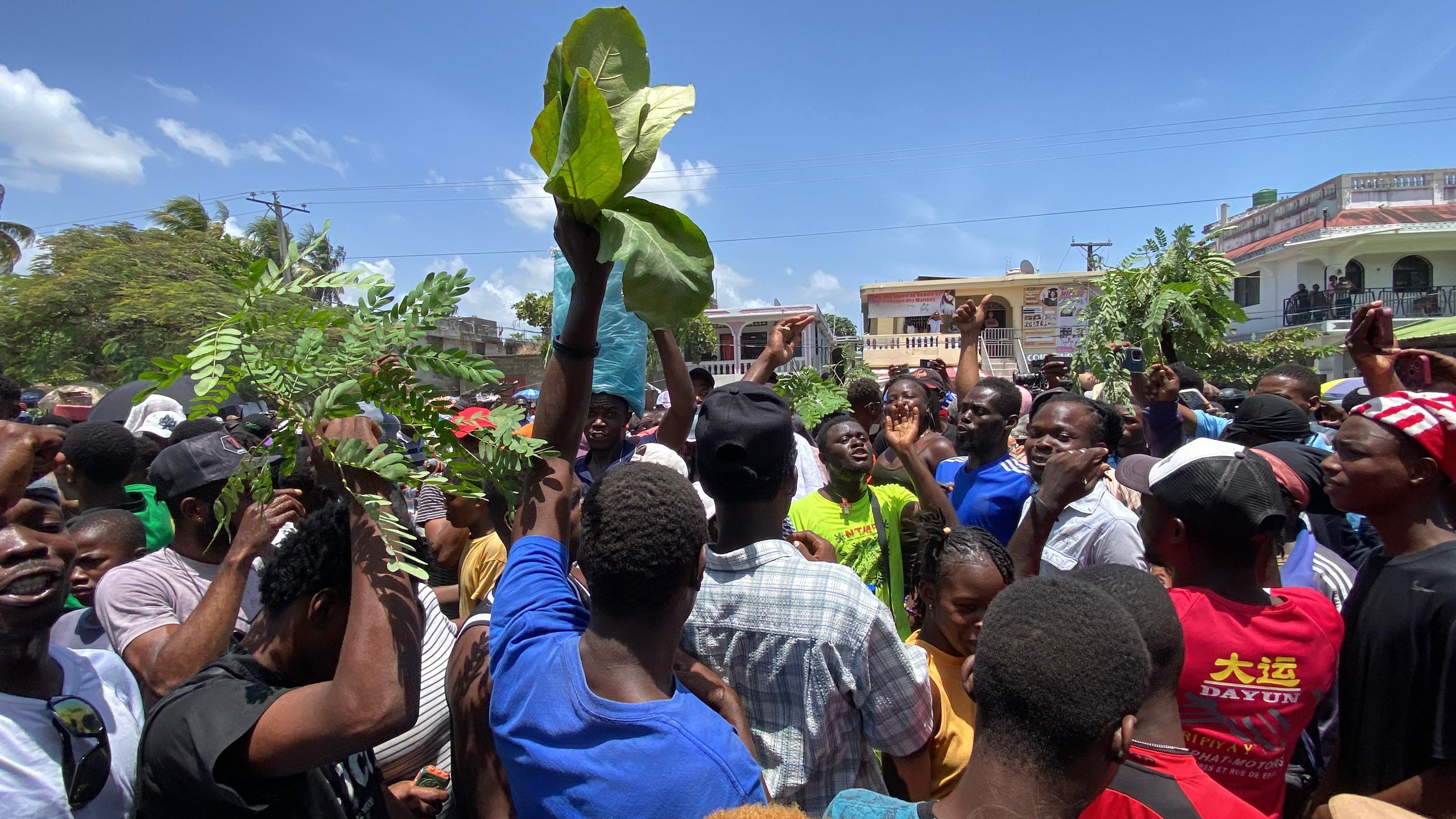 Cayes : manifestation contre la révocation de Muscadin