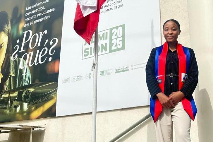 Maître Shelenchie Rose Naïka Jeanty, une jeune Haïtienne intègre le barreau chilien