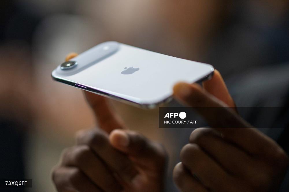 L'adoption de l'eSIM sur l'iPhone Air renforce la tendance mondiale