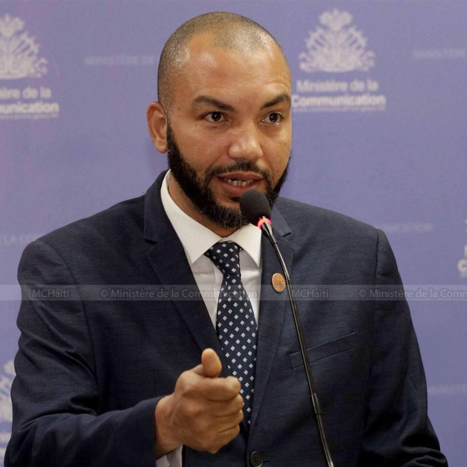 L'ancien directeur général de la TNH Gamall Augustin déféré au Parquet de Port-au-Prince