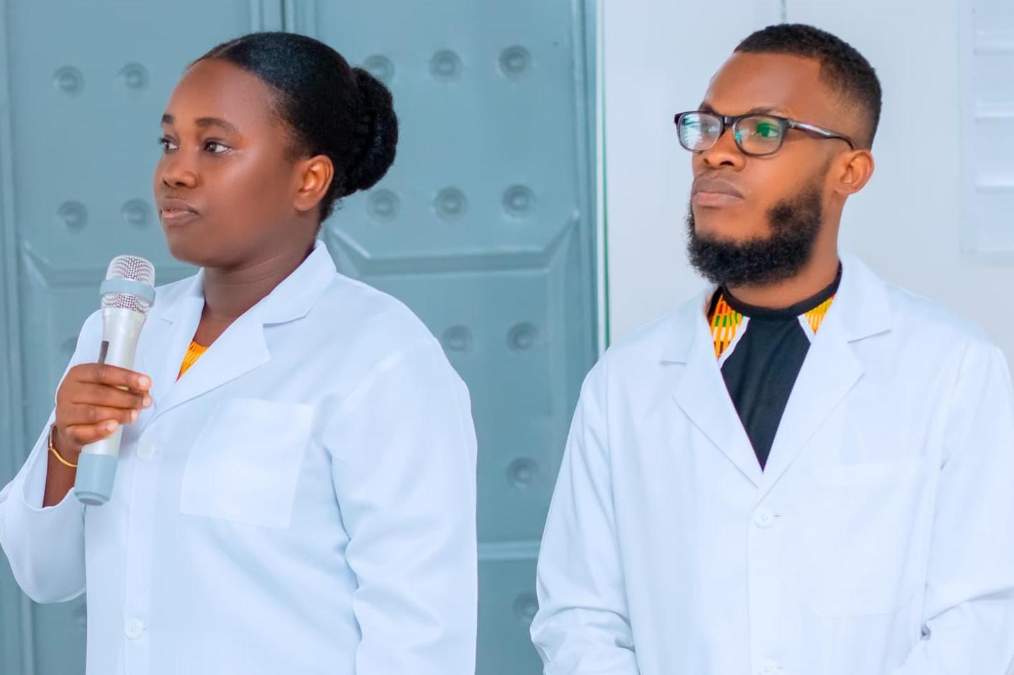 Deux médecins de l’Université Lumière présentent leurs travaux de fin d’études sur la prise en charge du choléra à Pignon