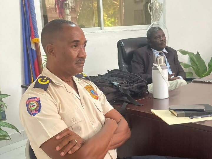 Rentrée scolaire : le directeur départemental du Nord de la PNH en concertation avec les acteurs locaux