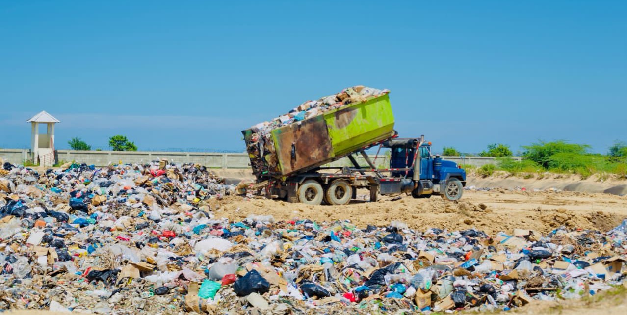 Remise officielle du centre de gestion des déchets solides de Mouchinette