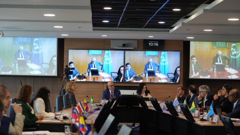 Une nouvelle proposition d'Agenda régional de gouvernance pour la planification et la gestion publique du développement durable présentée au Brésil