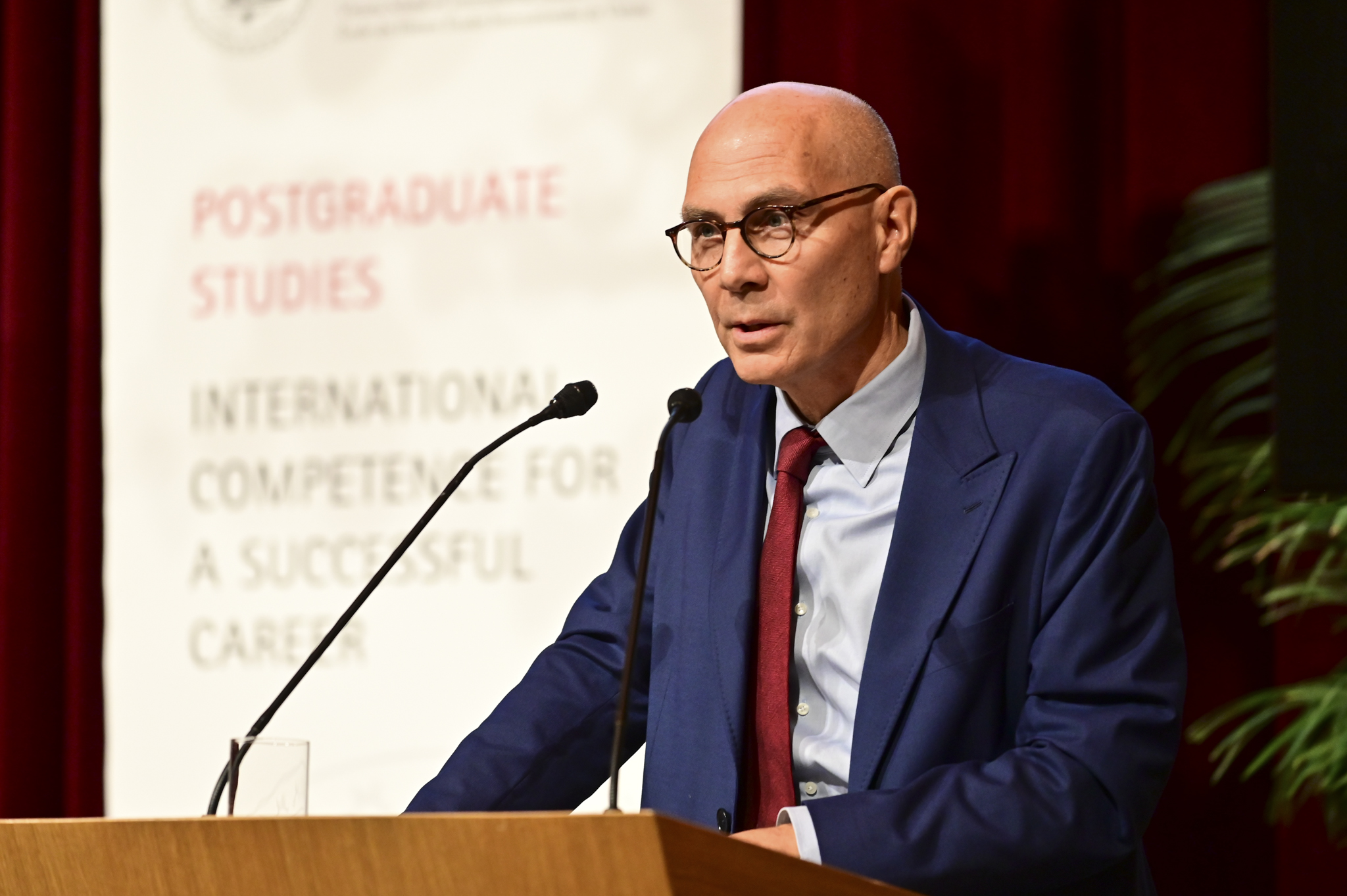 Le pire est peut-être à venir pour Haïti et la région sans un soutien international urgent, selon Volker Türk