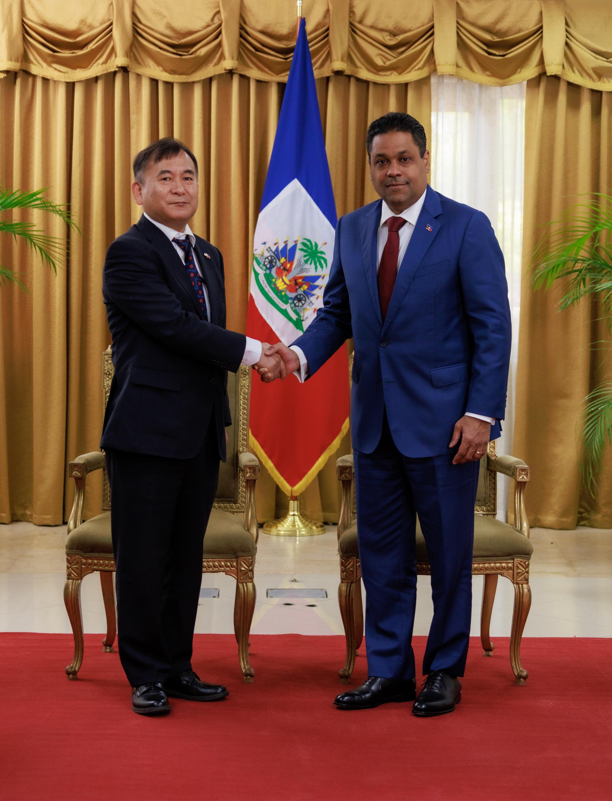 Le CPT reçoit les lettres de créance de trois nouveaux ambassadeurs accrédités en Haïti