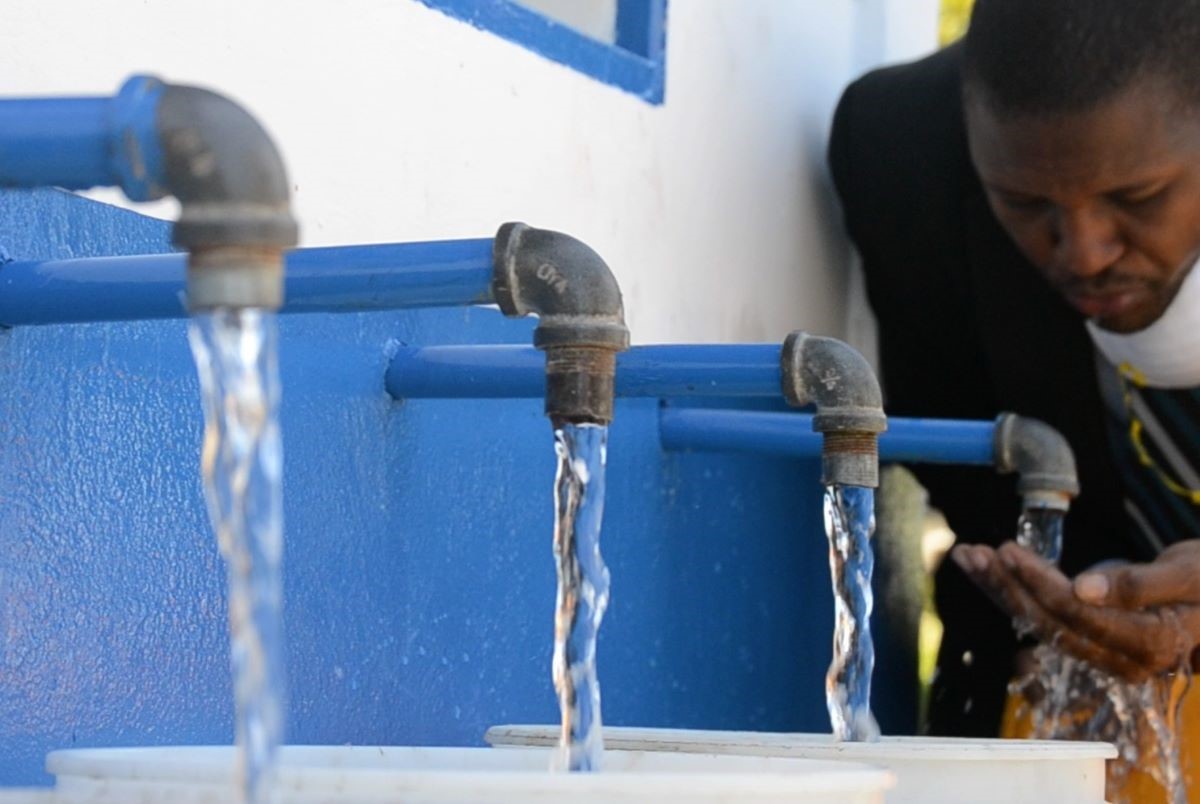20% seulement des habitants de la région métropolitaine sont alimentés en eau par la Dinepa