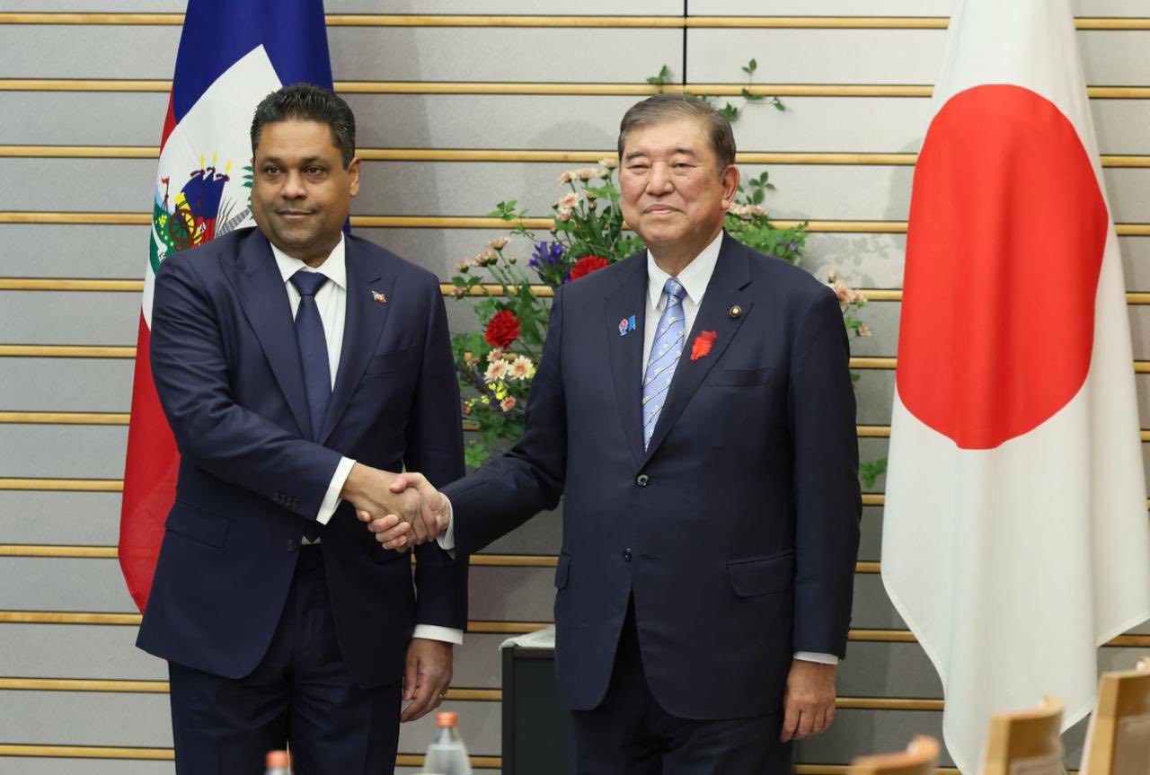 Rencontre entre Laurent Saint-Cyr et le Premier ministre japonais autour de la situation sécuritaire en Haïti