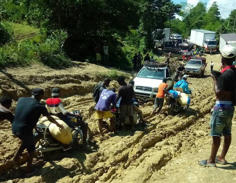 Lascahobas : La route de Petit-Fond, un calvaire mais une voie obligée