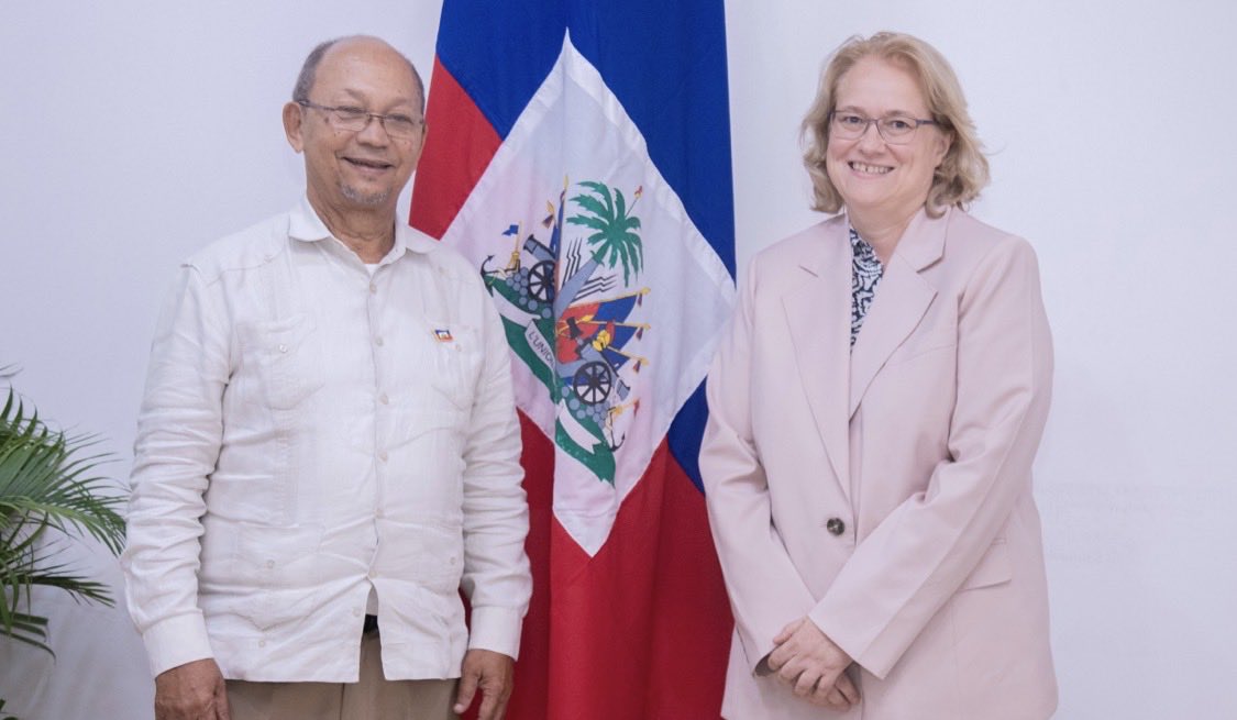 Leslie Voltaire rencontre la représentante de l’UE en Haïti
