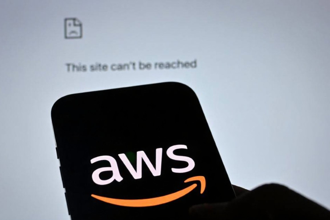 Une partie du web mondial perturbée depuis une demi-journée par une panne du cloud d'Amazon