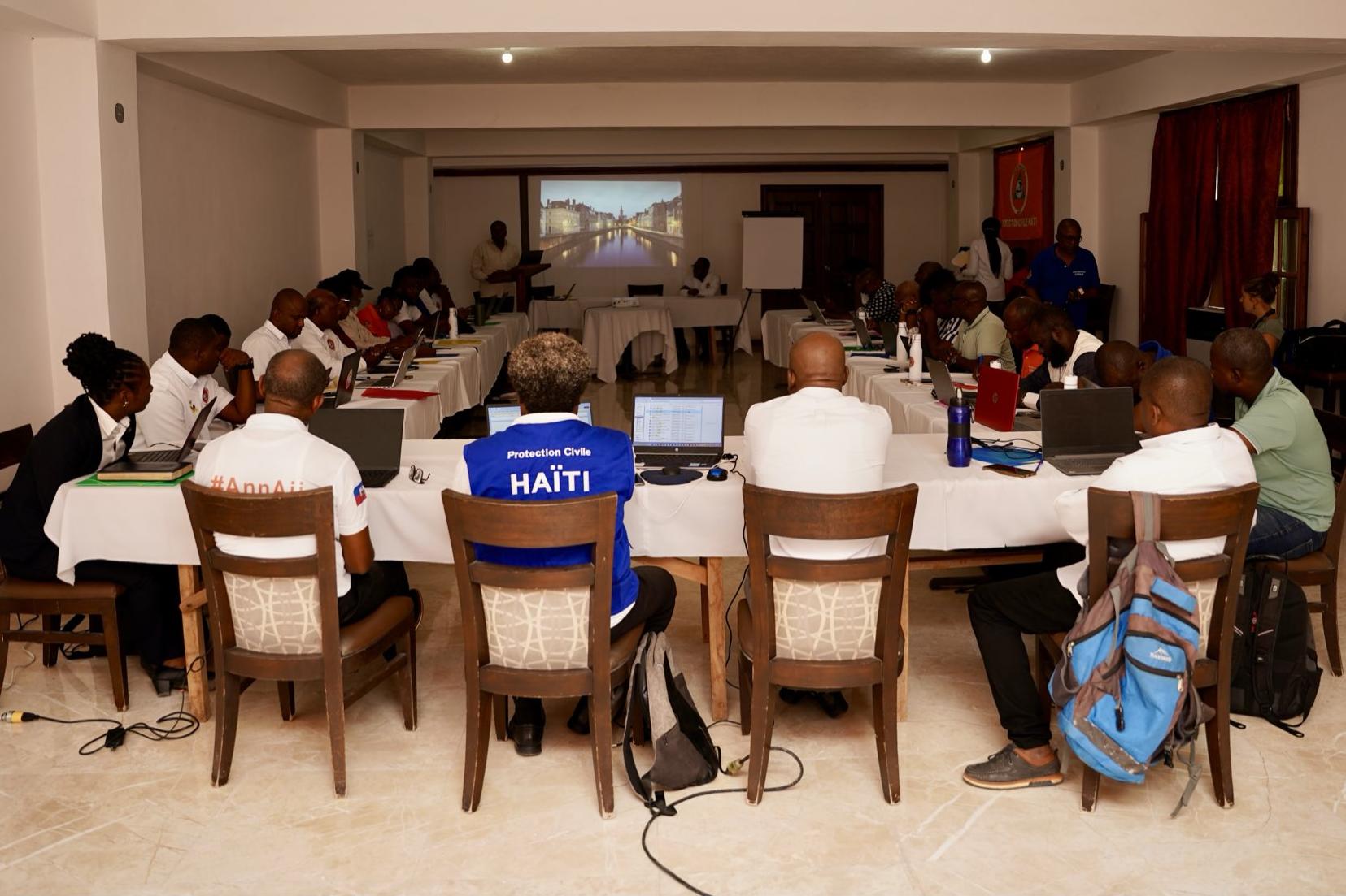 La direction générale de la Protection Civile renforce la coordination nationale à travers un atelier à Cayes-Jacmel