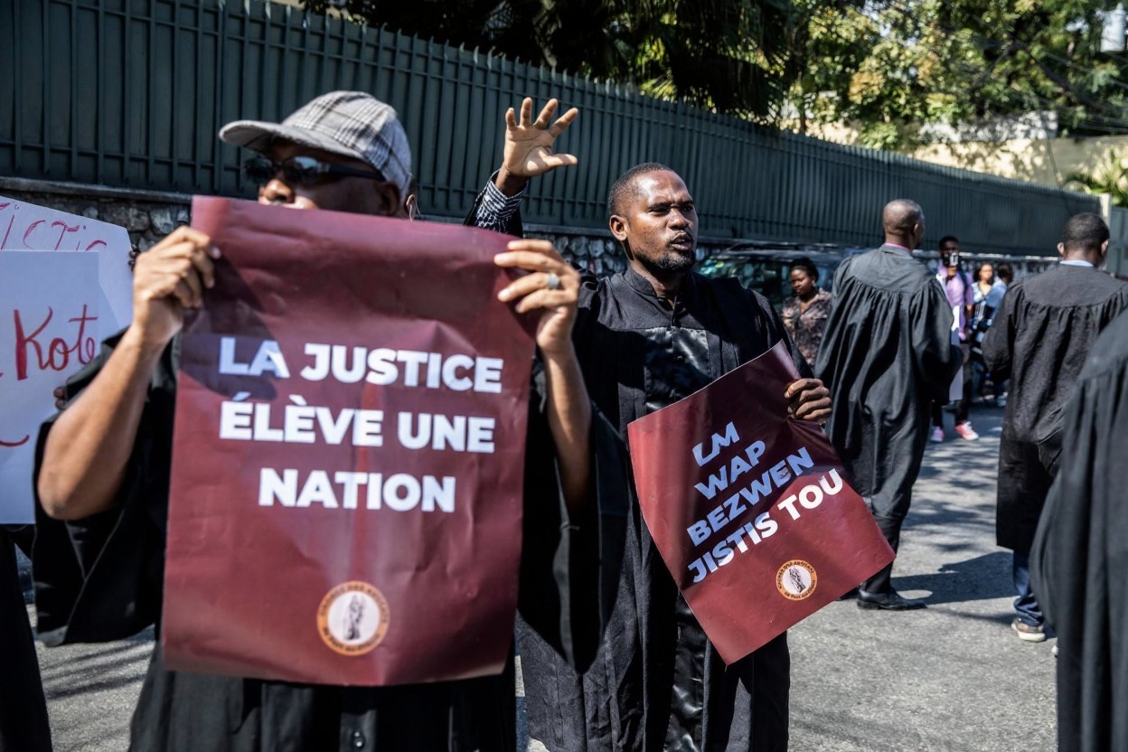 Haïti : Quand la justice parade, et que le droit recule