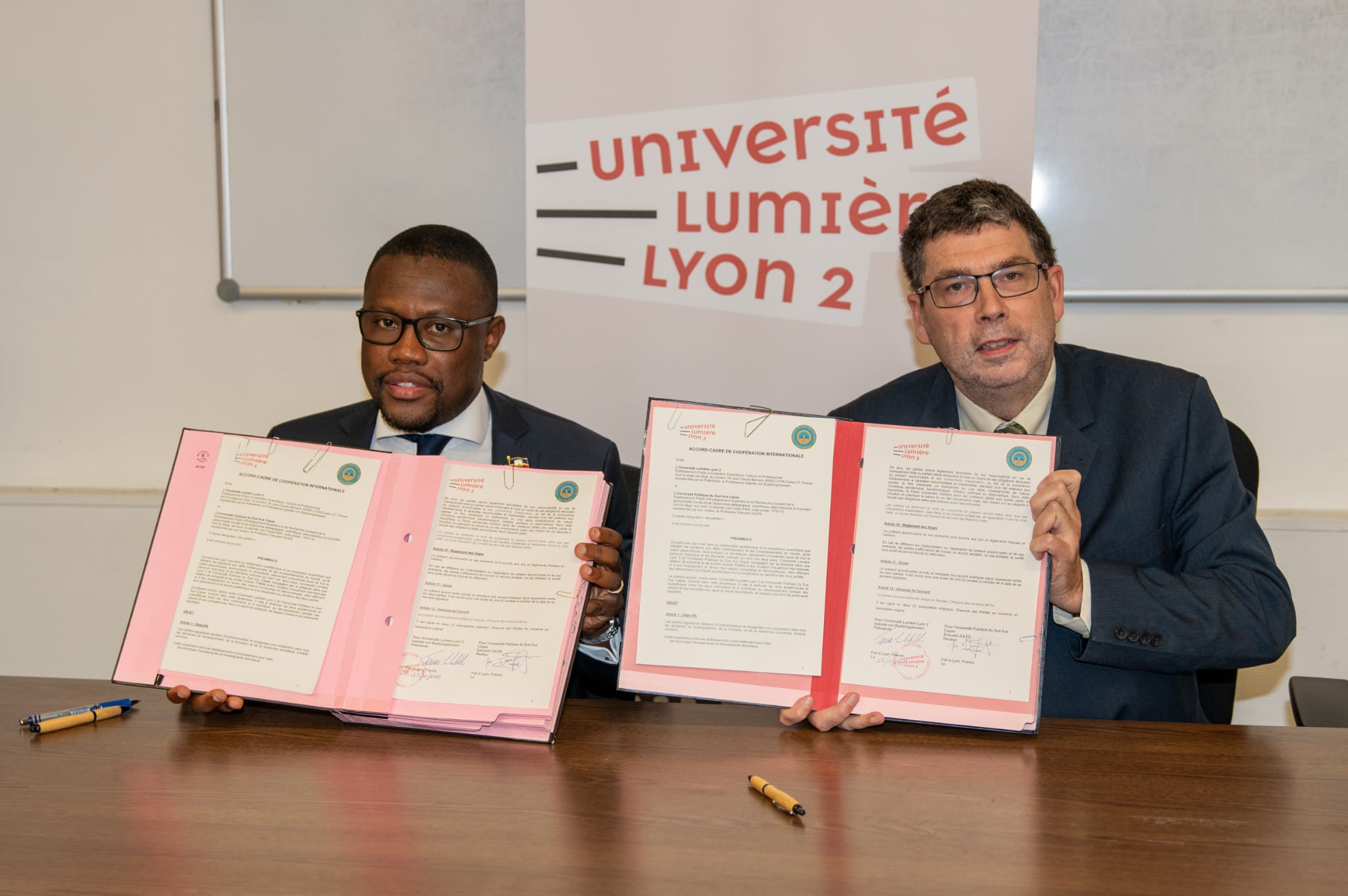 L’Université publique du Sud aux Cayes signe un accord de coopération avec l’Université Lumière Lyon 2