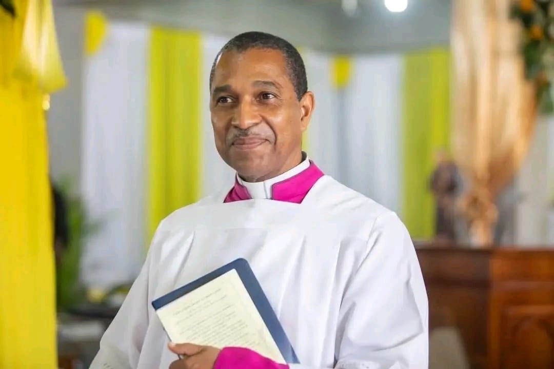 Le père Jean Julien Ladouceur libéré contre rançon...