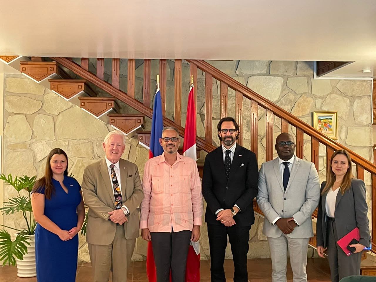 L'ambassadeur du Canada à l'ONU Bob Rae a séjourné en Haïti