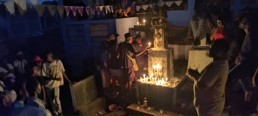 Deux journées de célébration de la fête des morts au cimetière de Bizoton