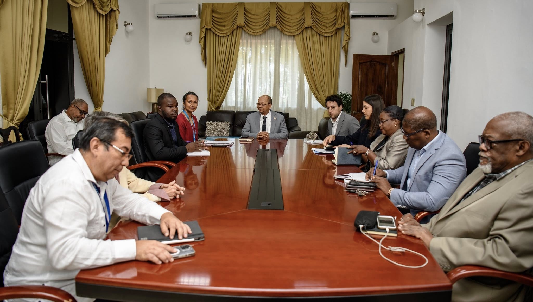 Echanges entre Leslie Voltaire et l’UNICEF autour de la protection des enfants vulnérables en Haïti