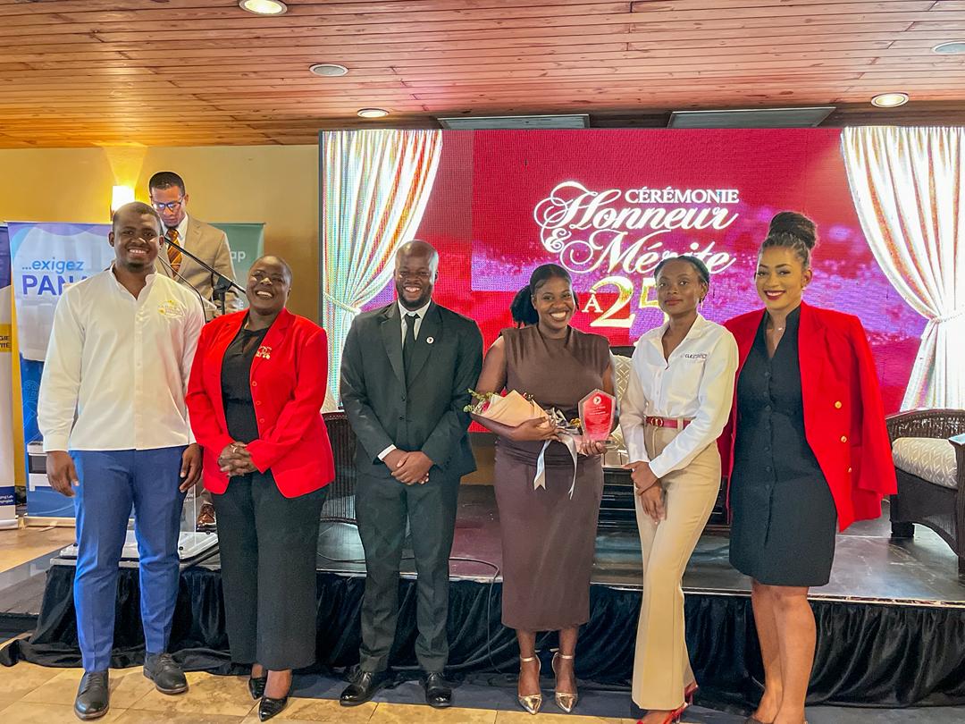 25 jeunes et 3 institutions honorés pour leur engagement communautaire