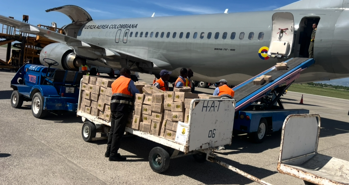 Haïti reçoit 30 tonnes d’aide humanitaire et agricole de la Colombie