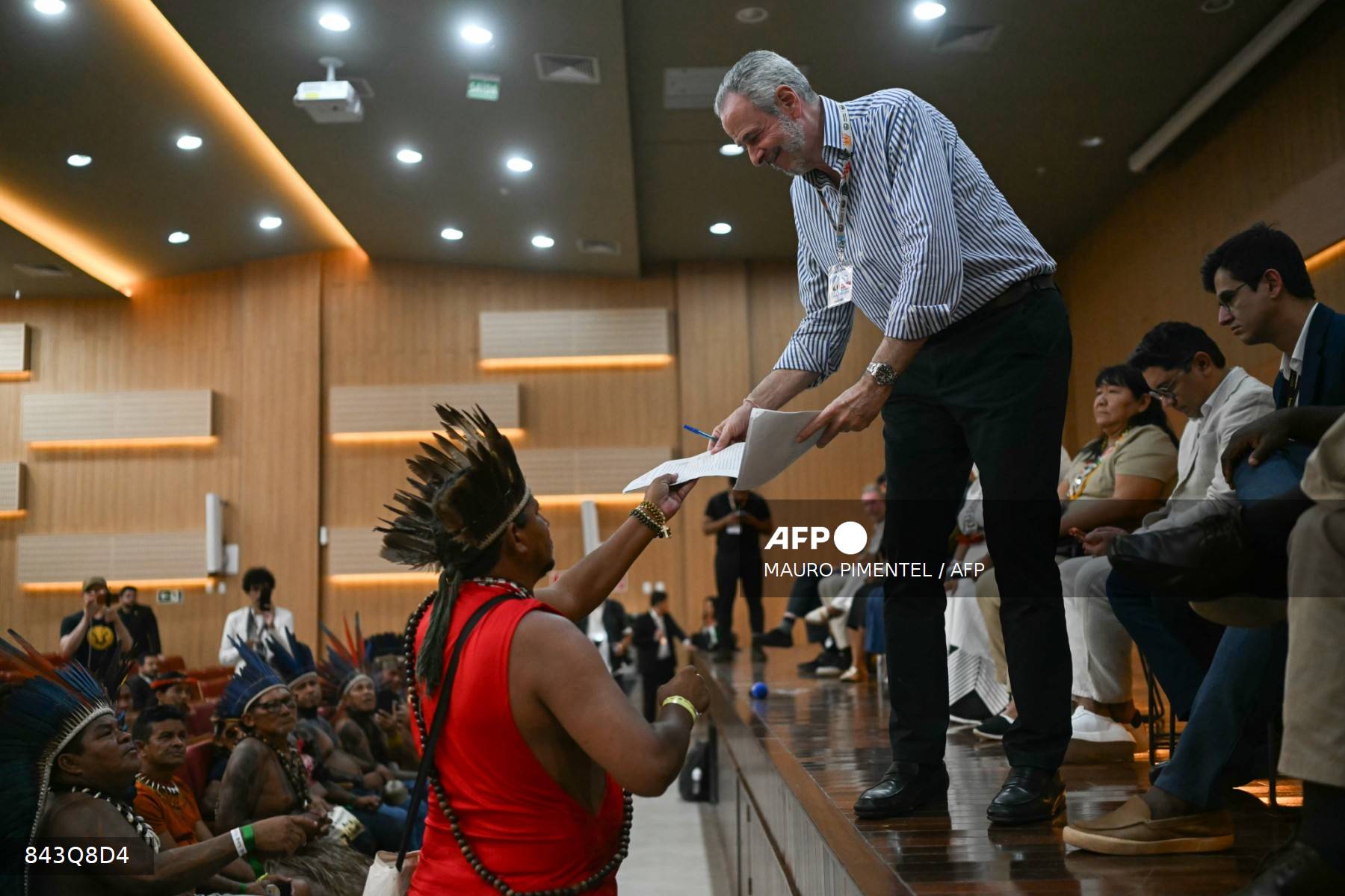 Des ONG dénoncent la présence de nombreux lobbyistes des énergies fossiles à la COP30