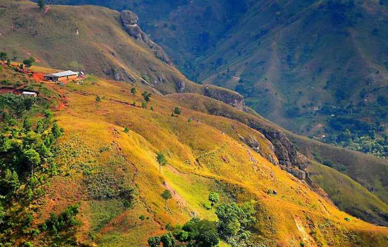 Ces montagnes qui portent le ciel d’Haïti