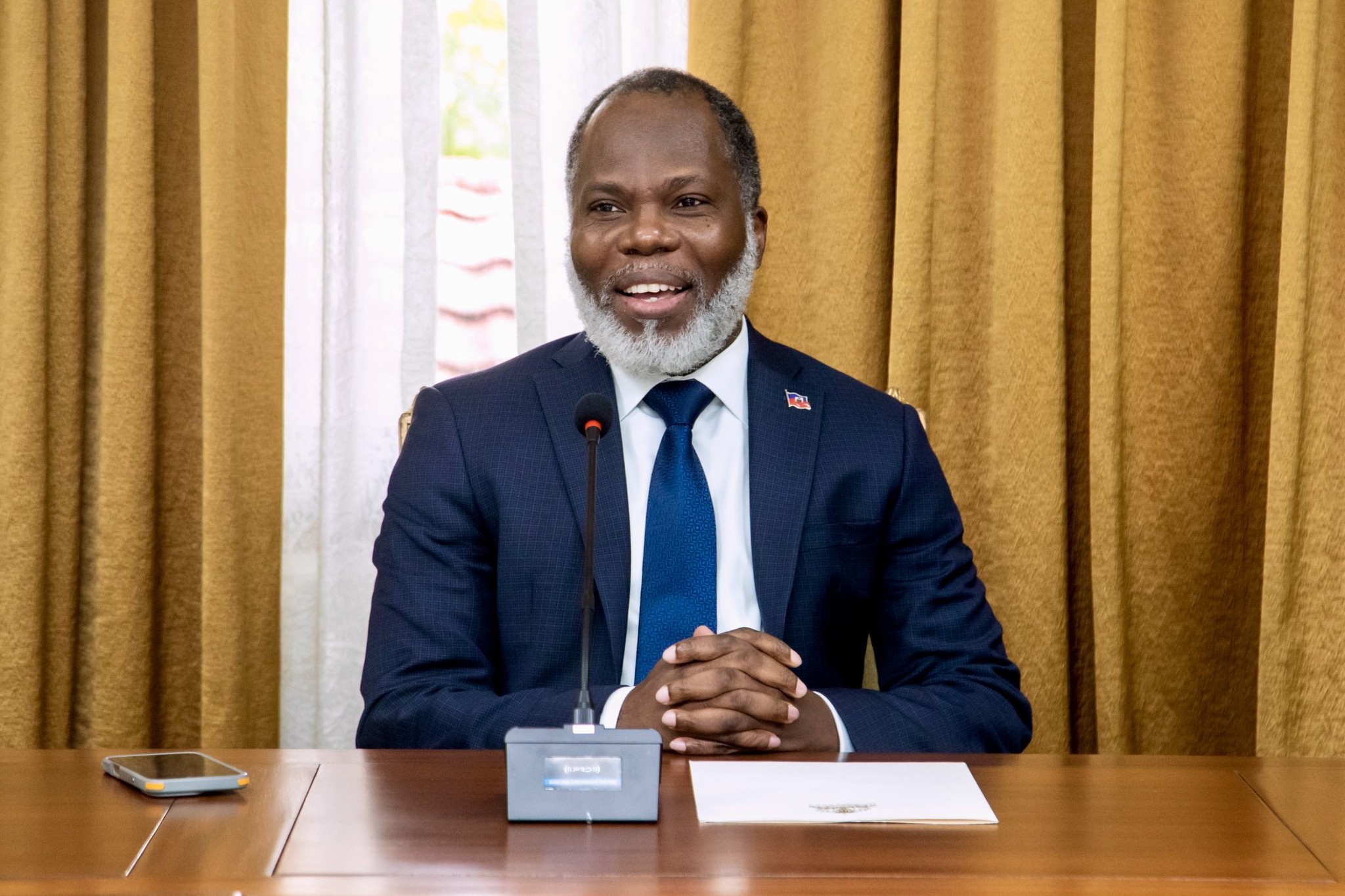 « Le Conseil présidentiel cherche un consensus pour préserver un exécutif bicéphale après le 7 février », a révélé Frinel Joseph