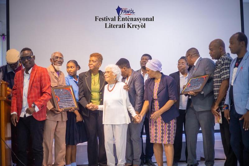 Zoum sou Festival Entènasyonal Literati Kreyòl