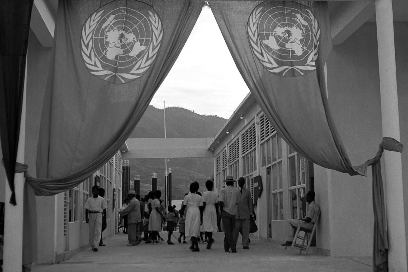 Haïti: 77 ans après la DUDH, l’éclat d’une nation assiégée